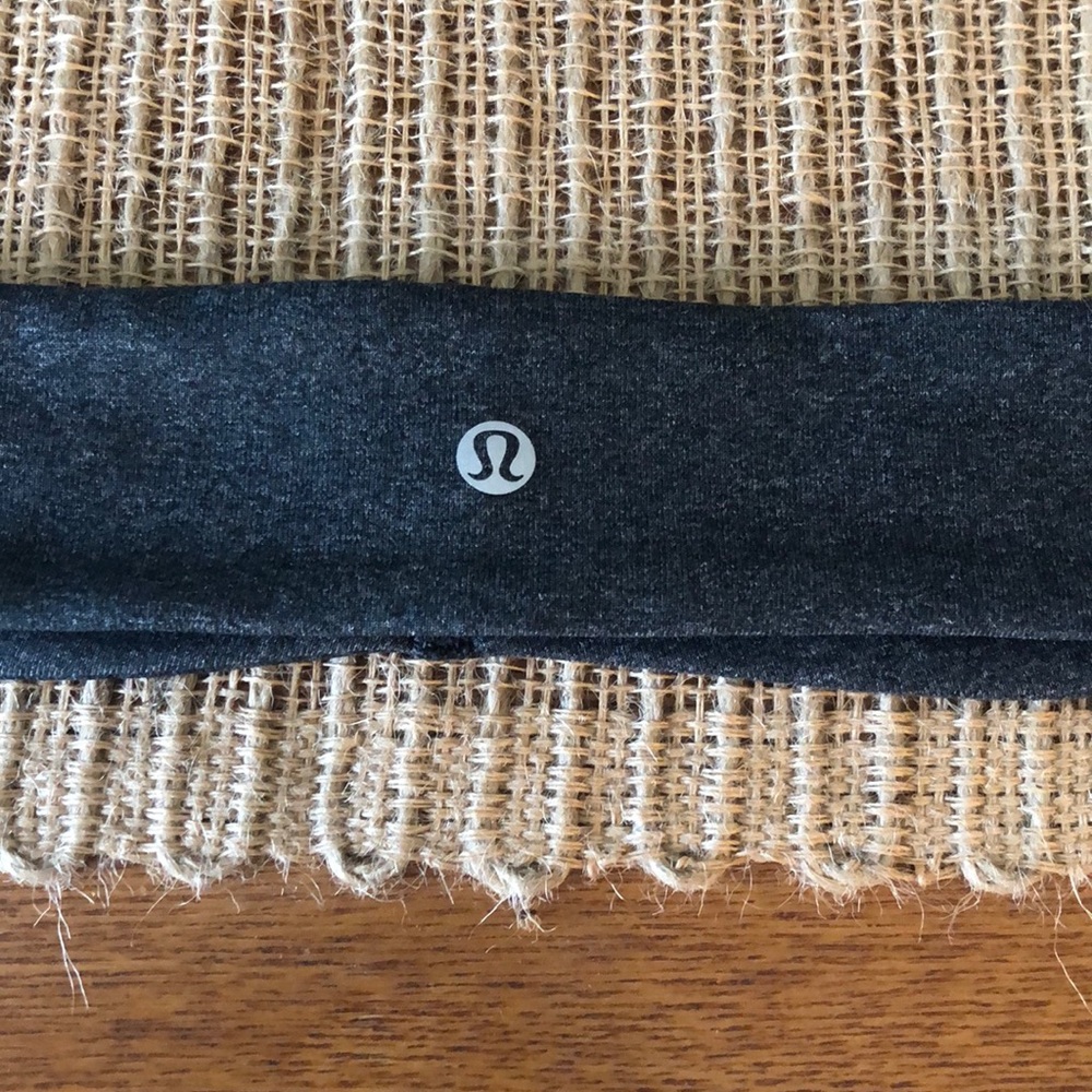 Lululemon Fly Away Tamer Headband